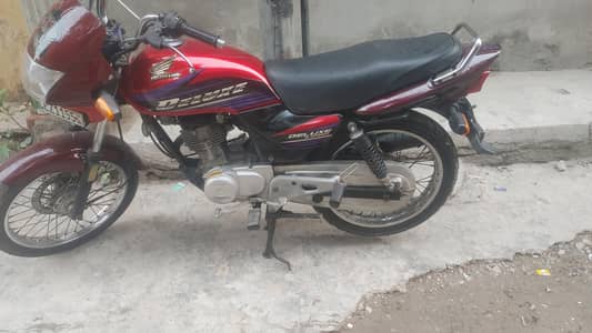 Honda 125 Delux