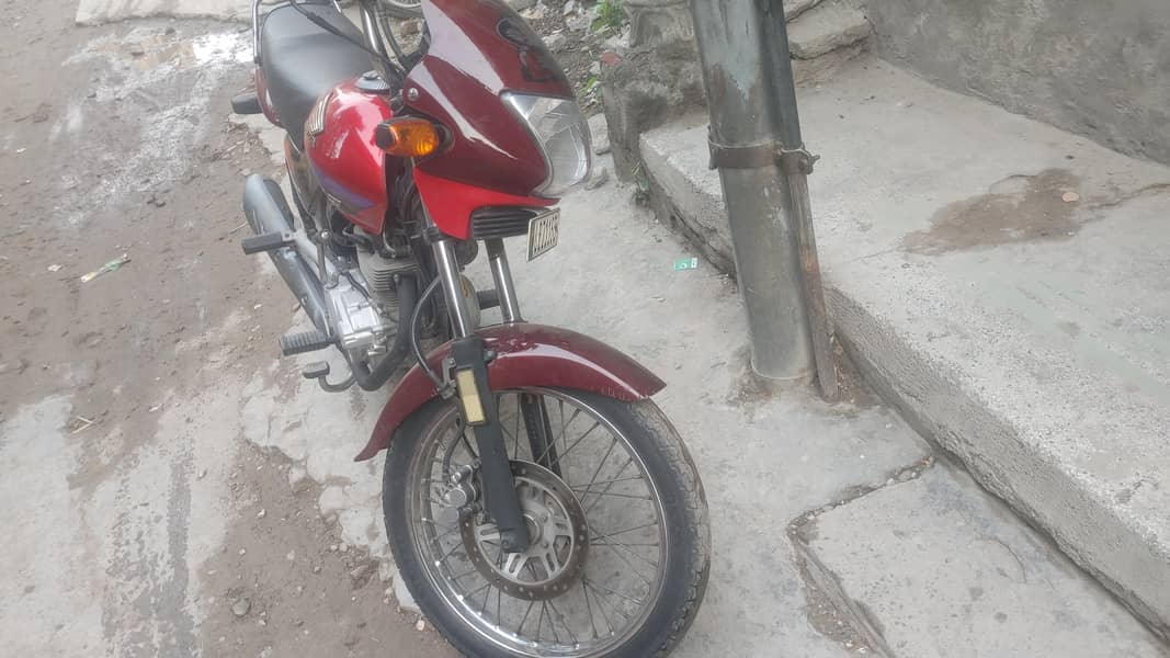 Honda 125 Delux 5