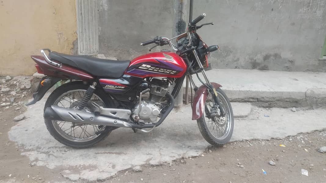 Honda 125 Delux 10