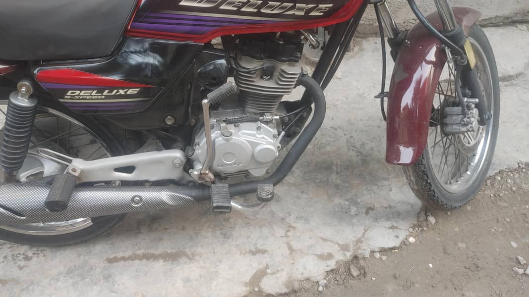 Honda 125 Delux 11