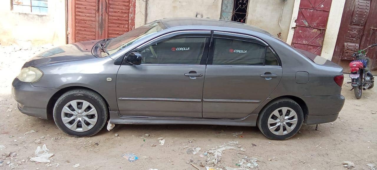 Toyota Corolla 2004 3