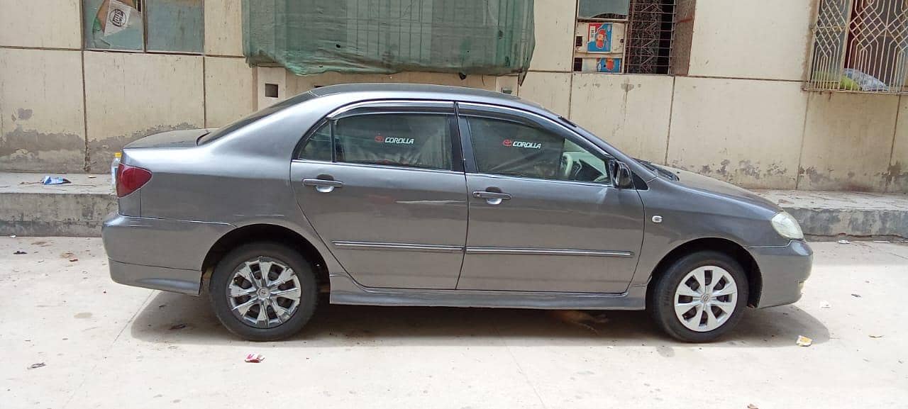 Toyota Corolla 2004 4