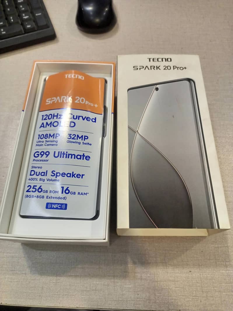 Tecno Spark 20 Pro Plus 0