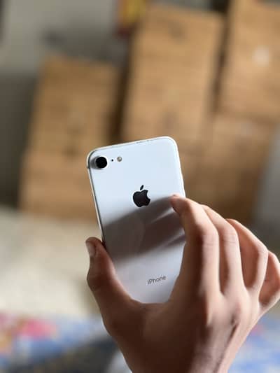Iphone 8 all ok 64 gb
