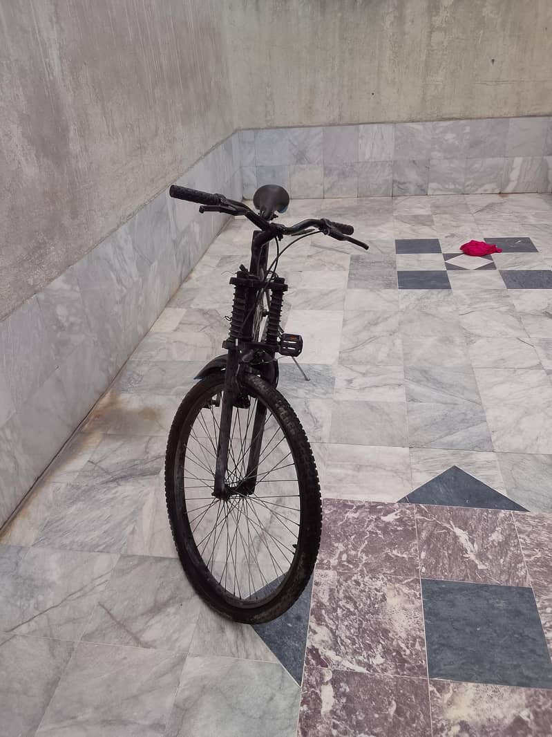 pedal on strees gone cycle with gear 1