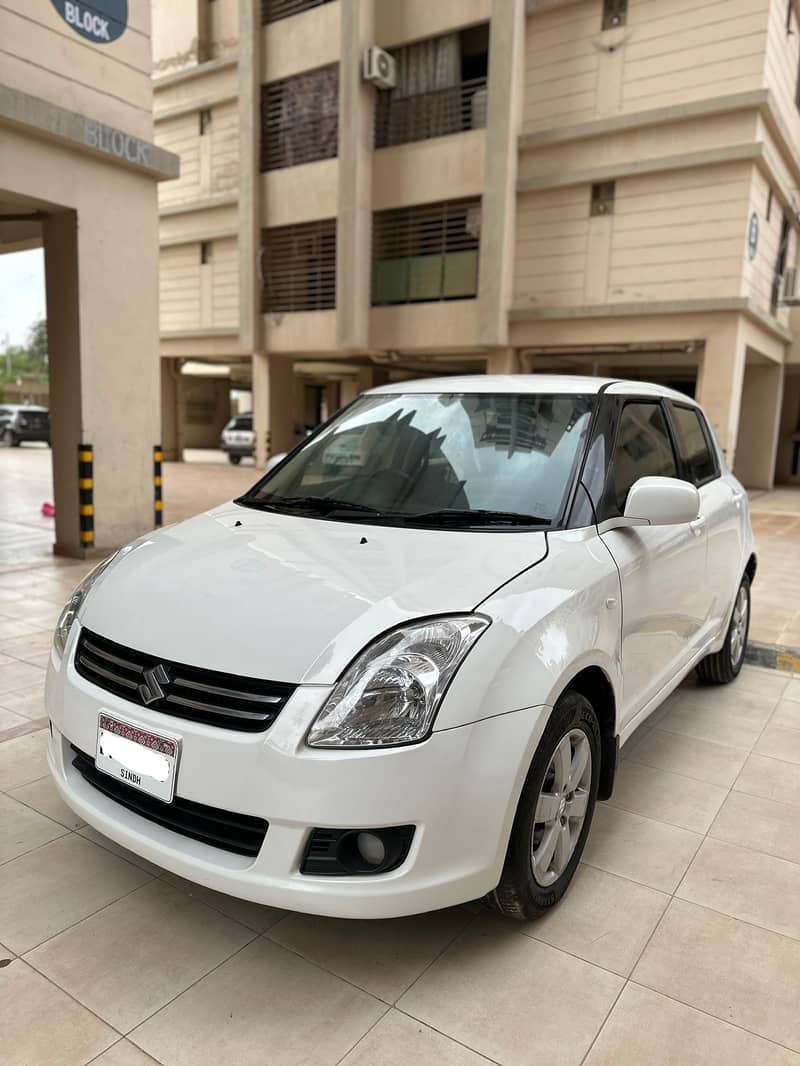 Suzuki Swift 2016 dlx M/T 1
