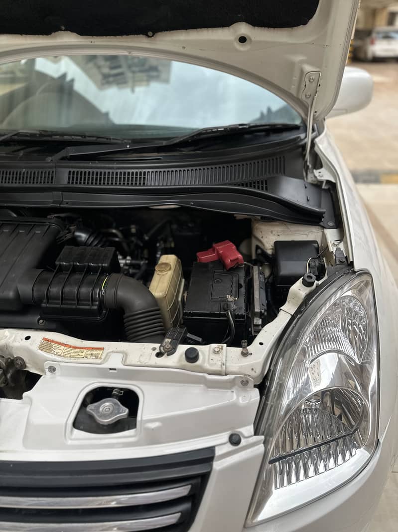 Suzuki Swift 2016 dlx M/T 11