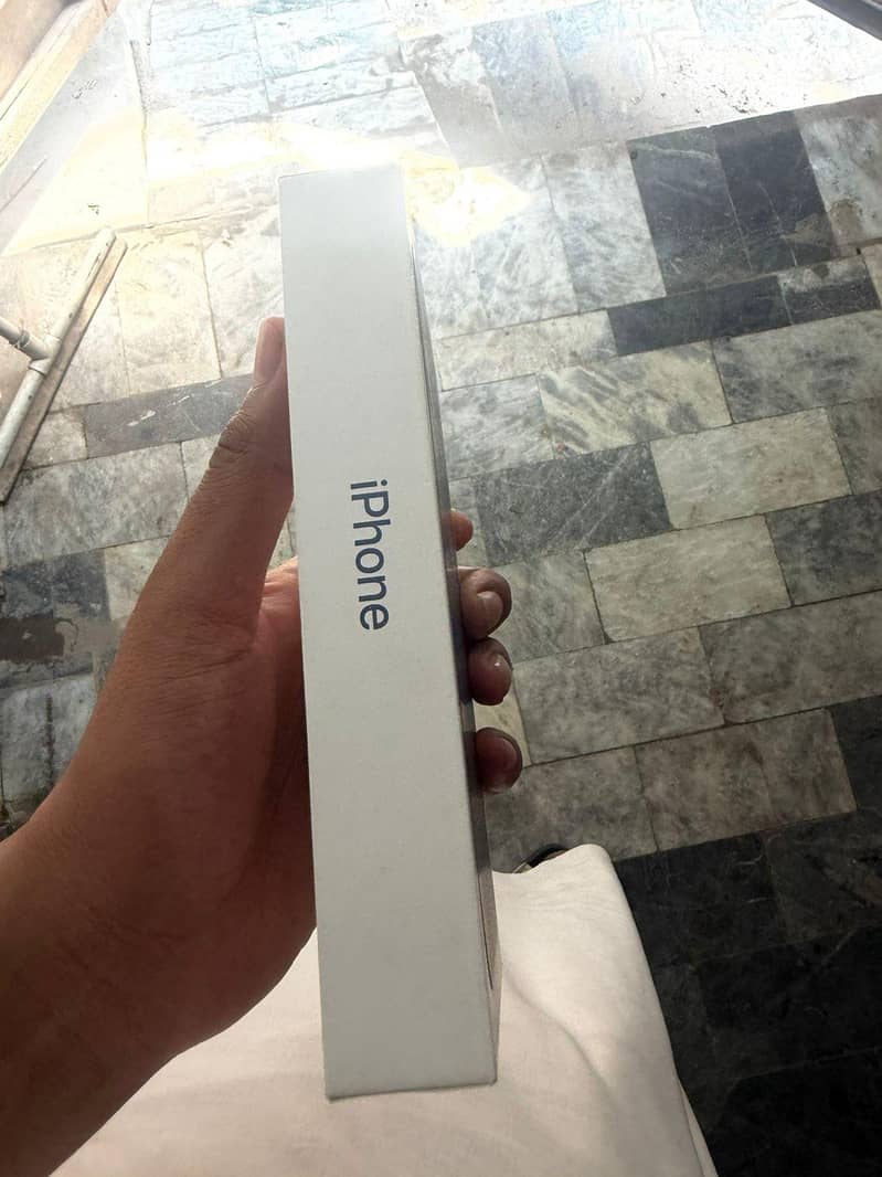 Apple iPhone 17 Pro Max 5