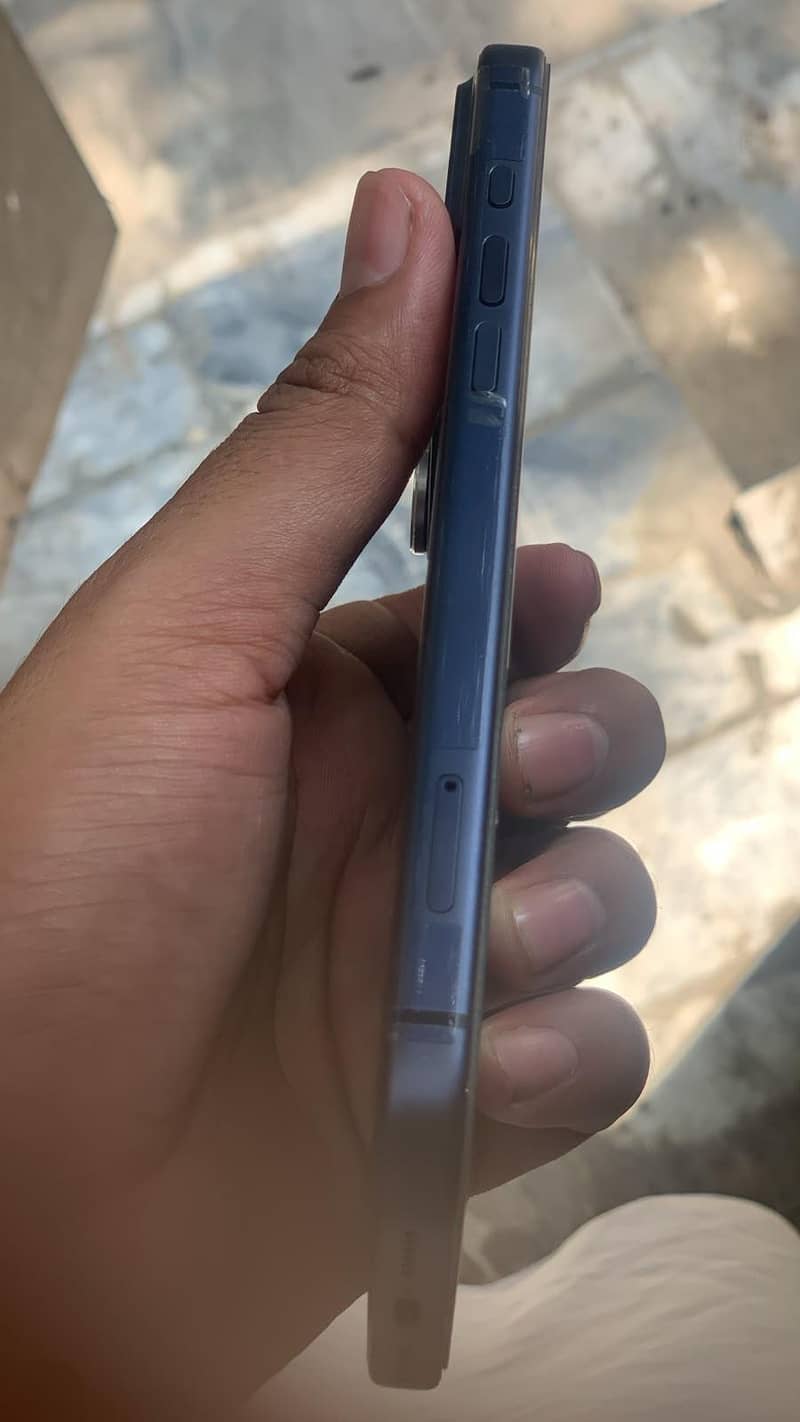 Apple iPhone 17 Pro Max 7