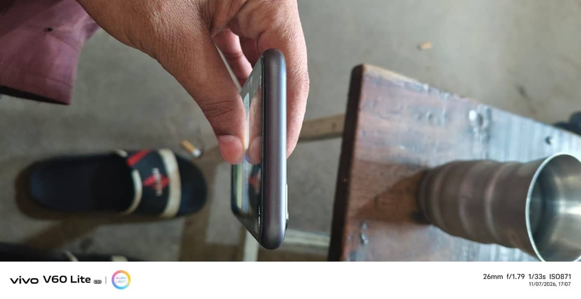 Apple iPhone 11 0