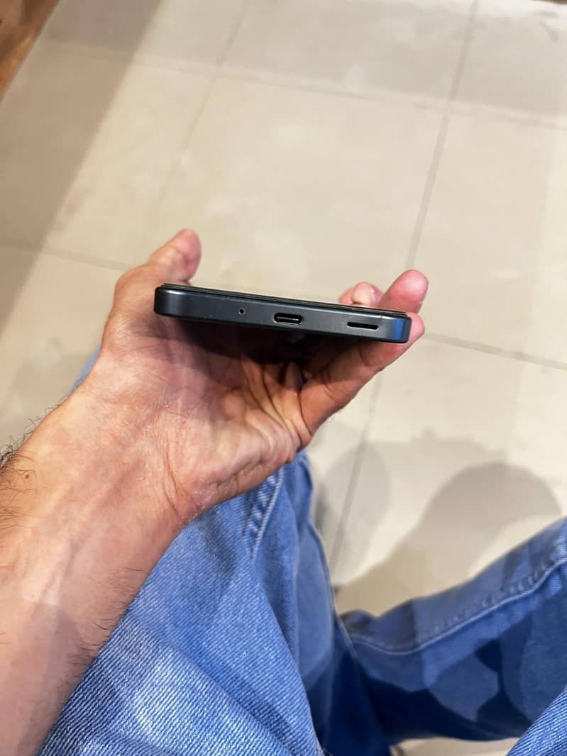 Samsung Mobile A16 3