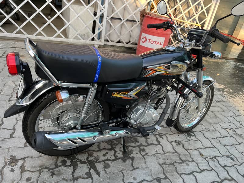 United 125 2025 model 4