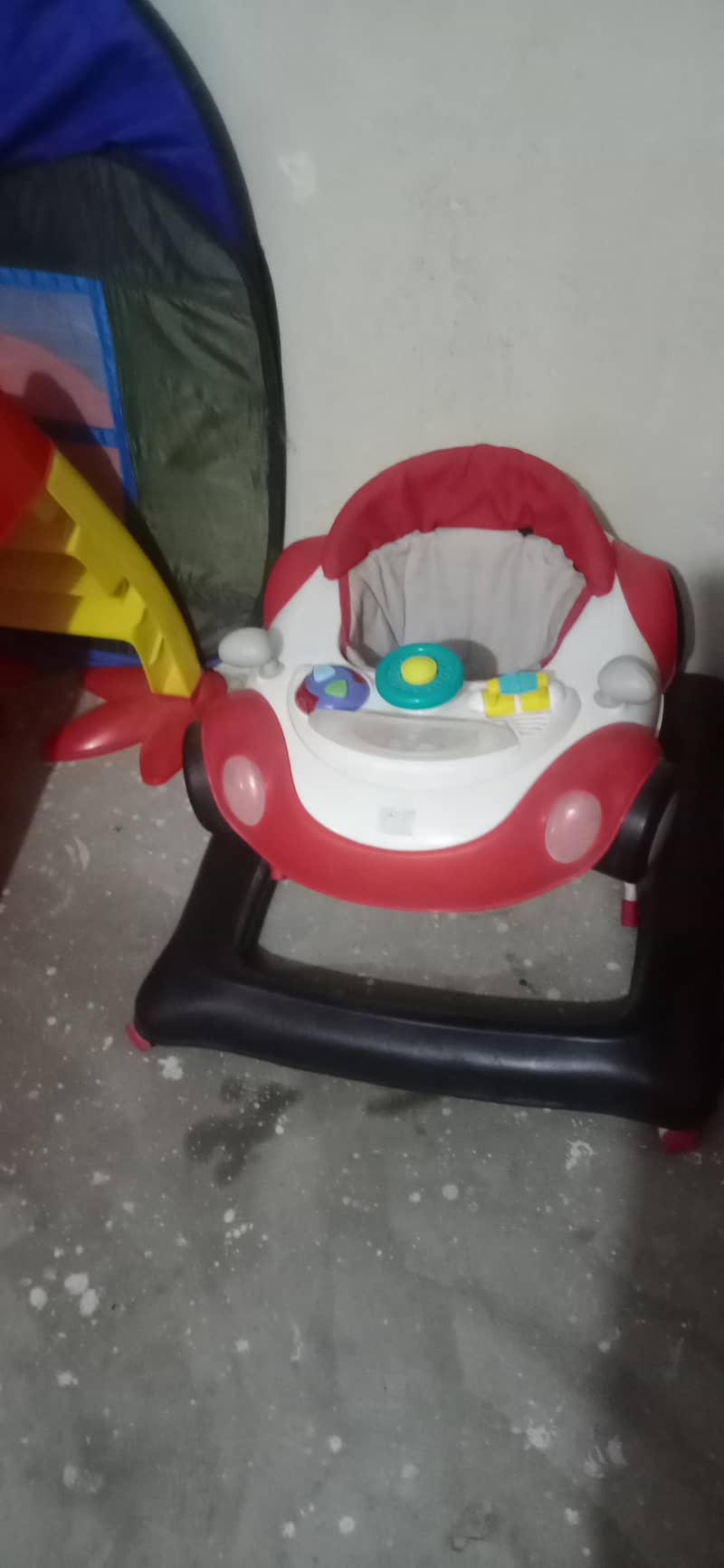 baby Walker 1