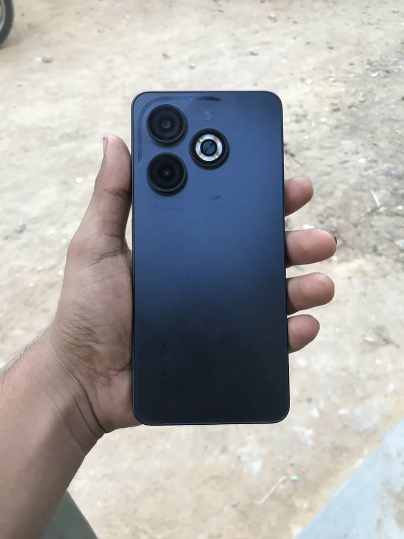 Infinix Smart 8 2