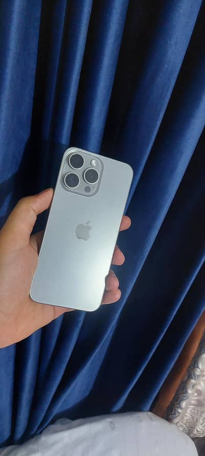 Apple iPhone 15 Pro Max