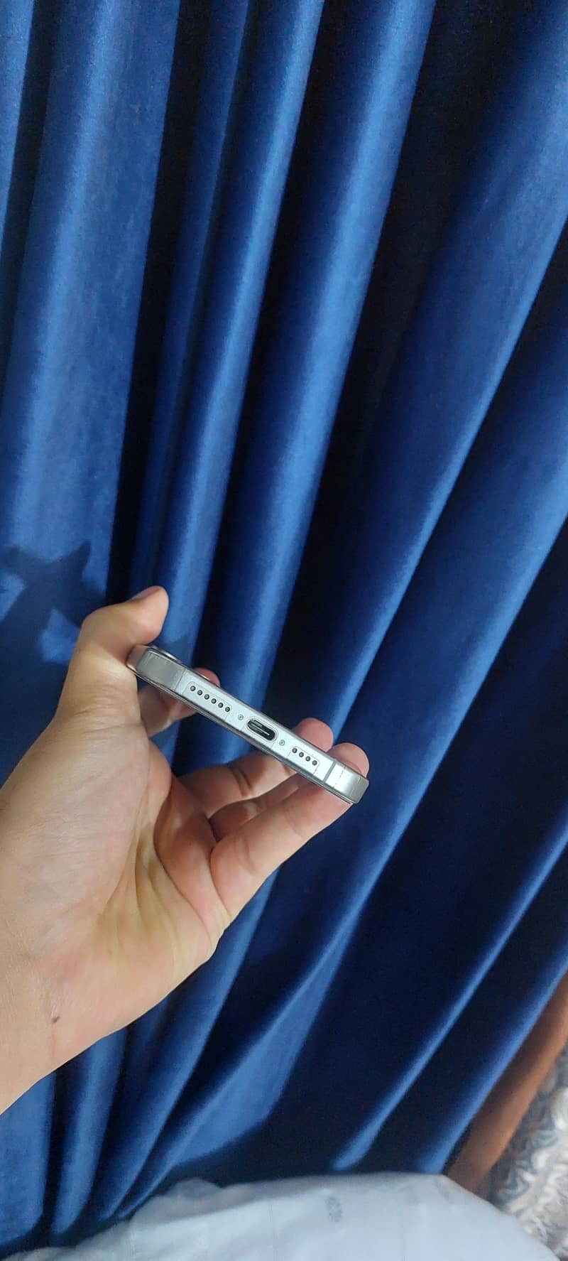 Apple iPhone 15 Pro Max 1