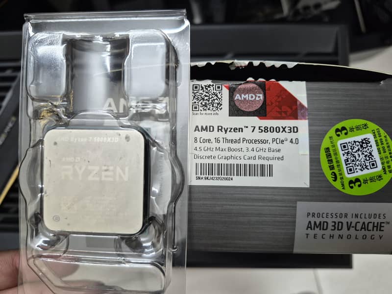 5800x3D with Box 0