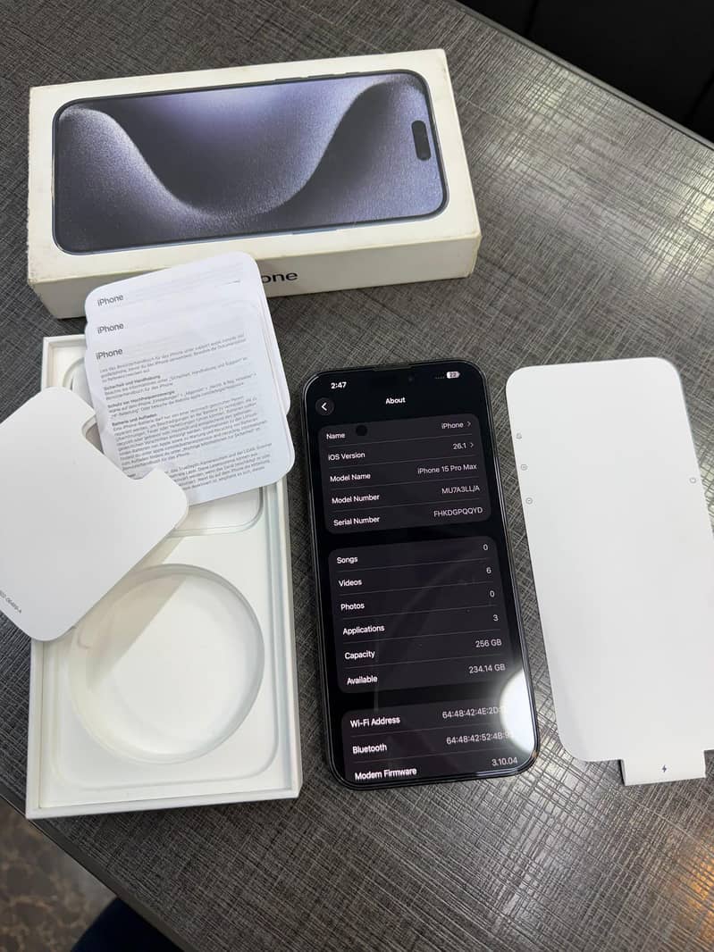 Apple iPhone 15 Pro Max 4