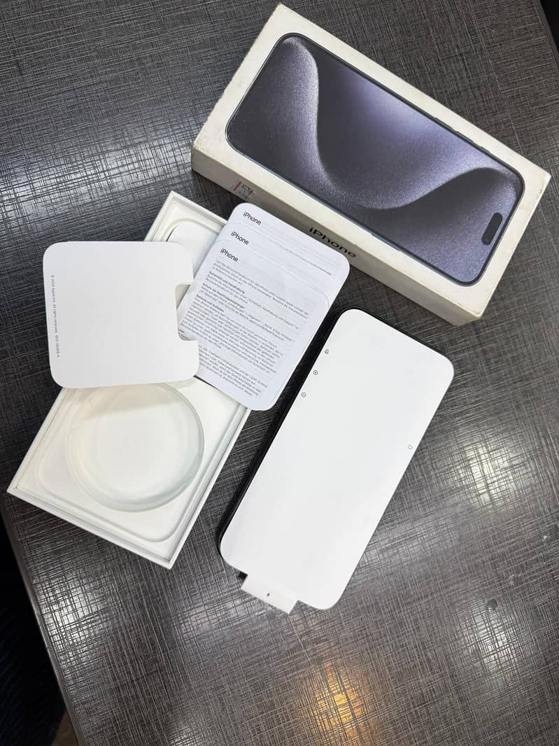 Apple iPhone 15 Pro Max 7