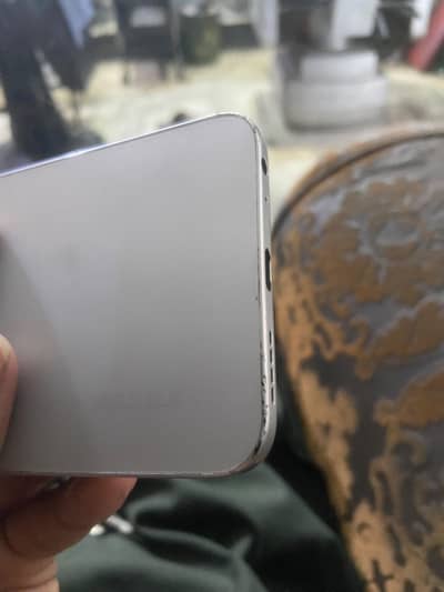 Infinix HOT 60i.