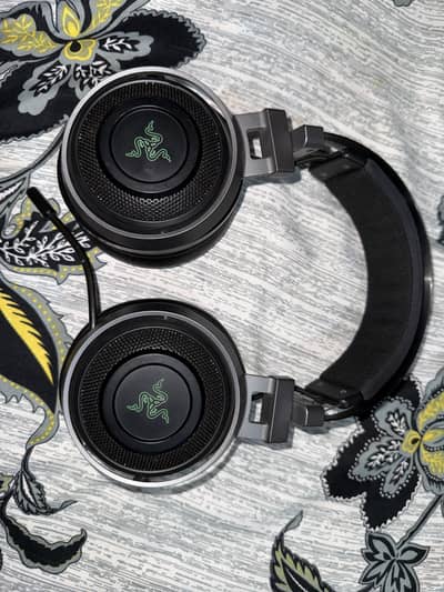 Razer Nari Wireless Gaming Headset – Excellent Condition