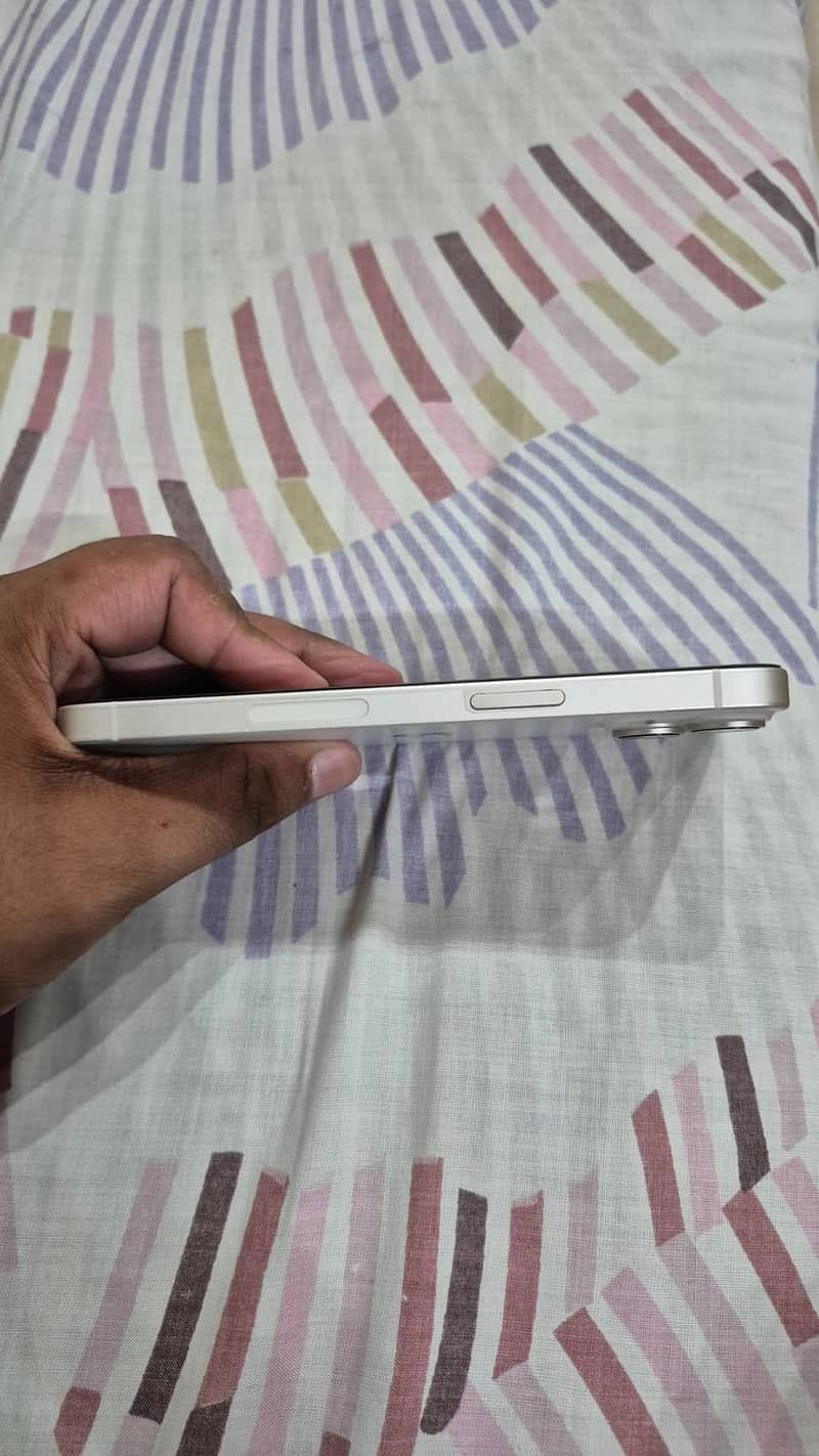 Apple iPhone 14 jv 4
