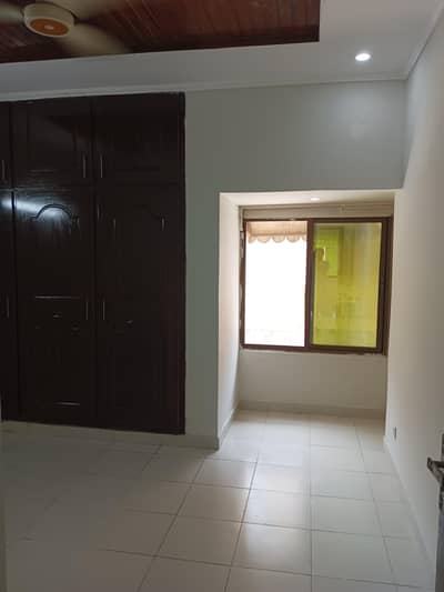G-11/4 FGEHA E-Type First Floor Flat For Sale Renovated