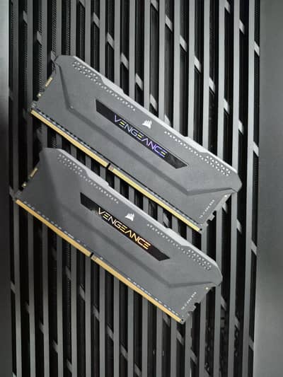 Corsair Vengeance Rgb Pro SL (16x2 32GB CL18 3600mhz)