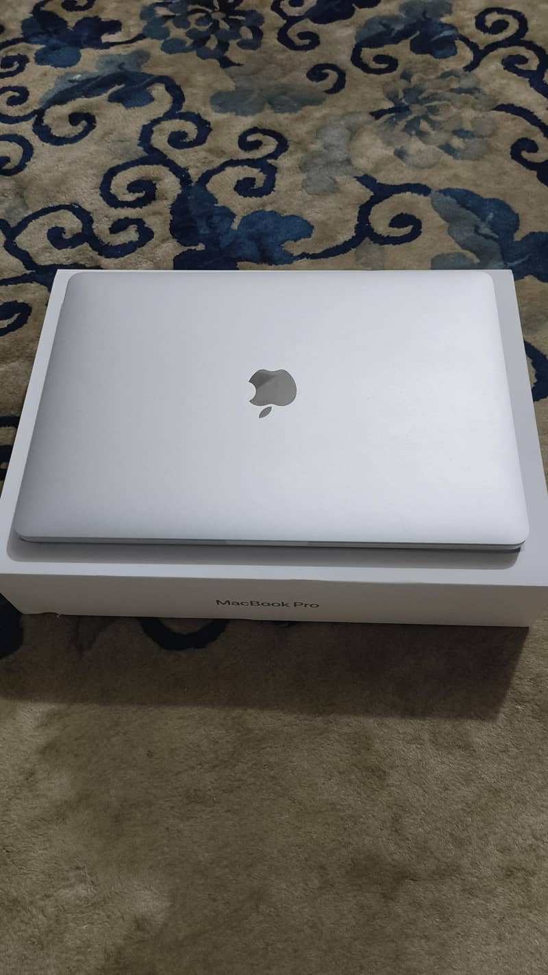 M1 MacBook Pro 7