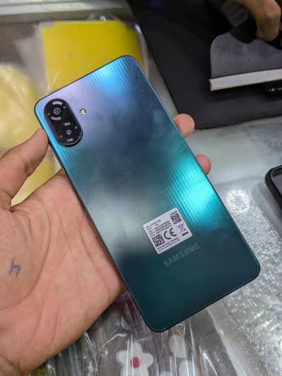 Samsung a07 6.128 gb 6 month warranty