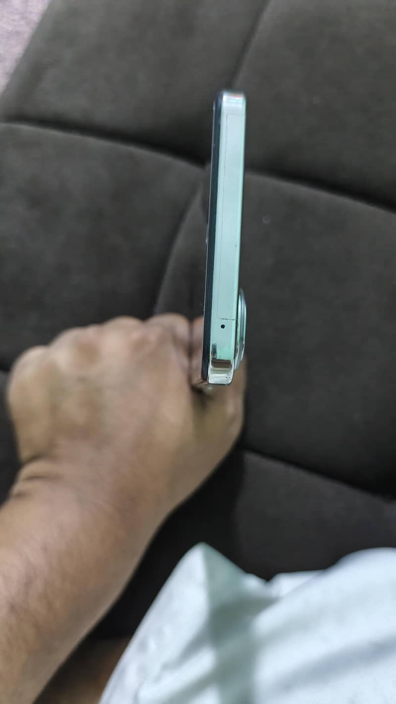 Vivo Y200 5