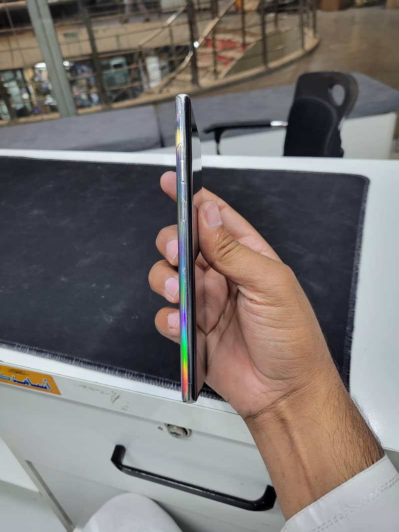 Samsung Mobile Note 10 Plus 3