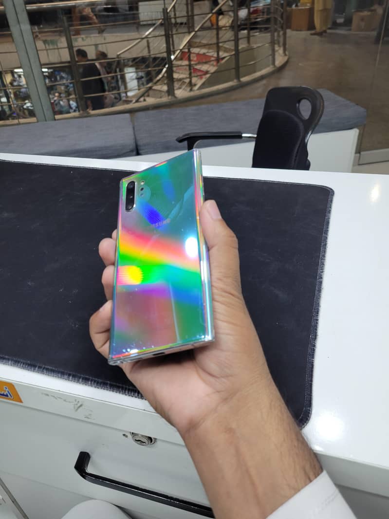 Samsung Mobile Note 10 Plus 6