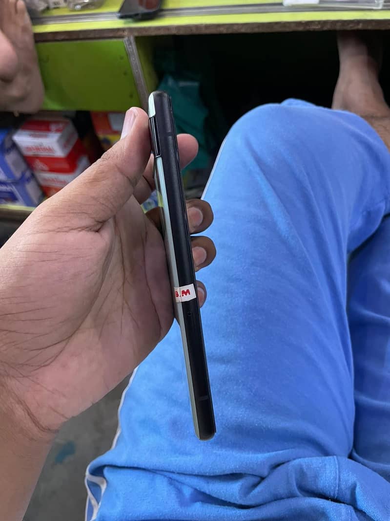 Google Pixel 6a 4