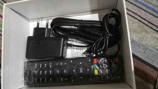hybrid satellite dish receiver