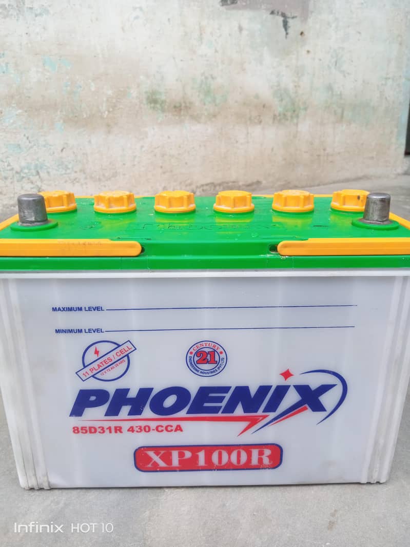 12 V 72 AH Phoenix Battery 1