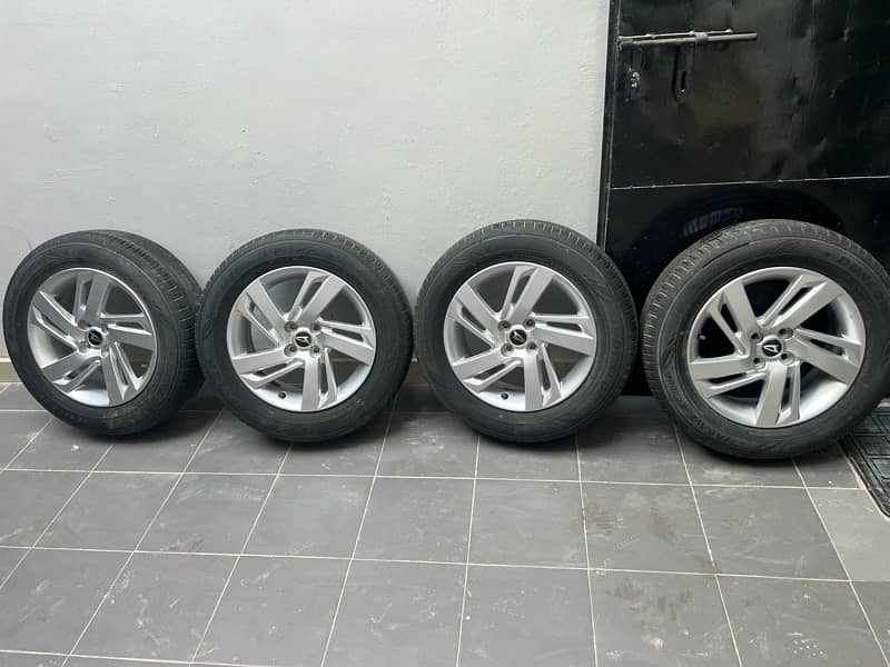Rim Tyres 12