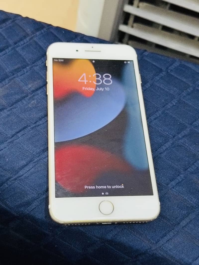 Apple iPhone 7 Plus 3