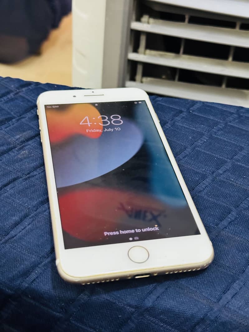 Apple iPhone 7 Plus 4