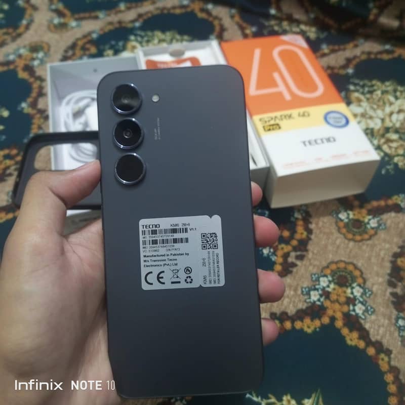 Tecno Spark 40 pro 2