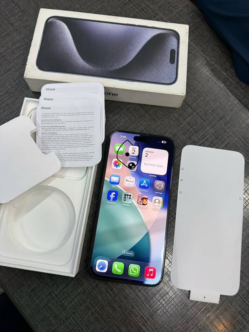 Apple iPhone 15 Pro Max 5