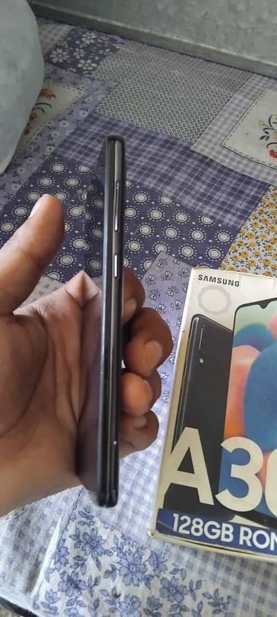 Samsung Mobile A30s