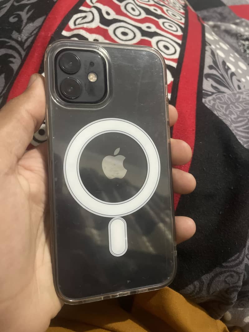 Apple iPhone 12  10 by 10  6