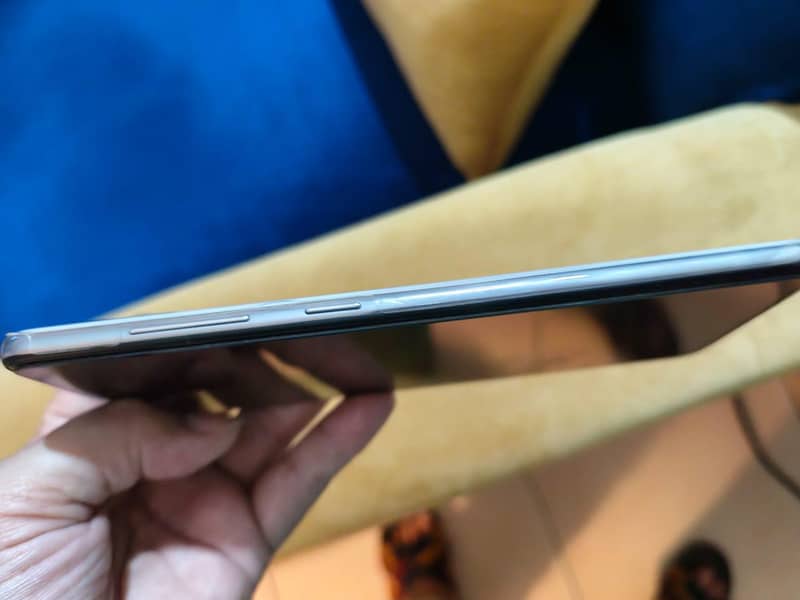 Samsung Mobile A51 2