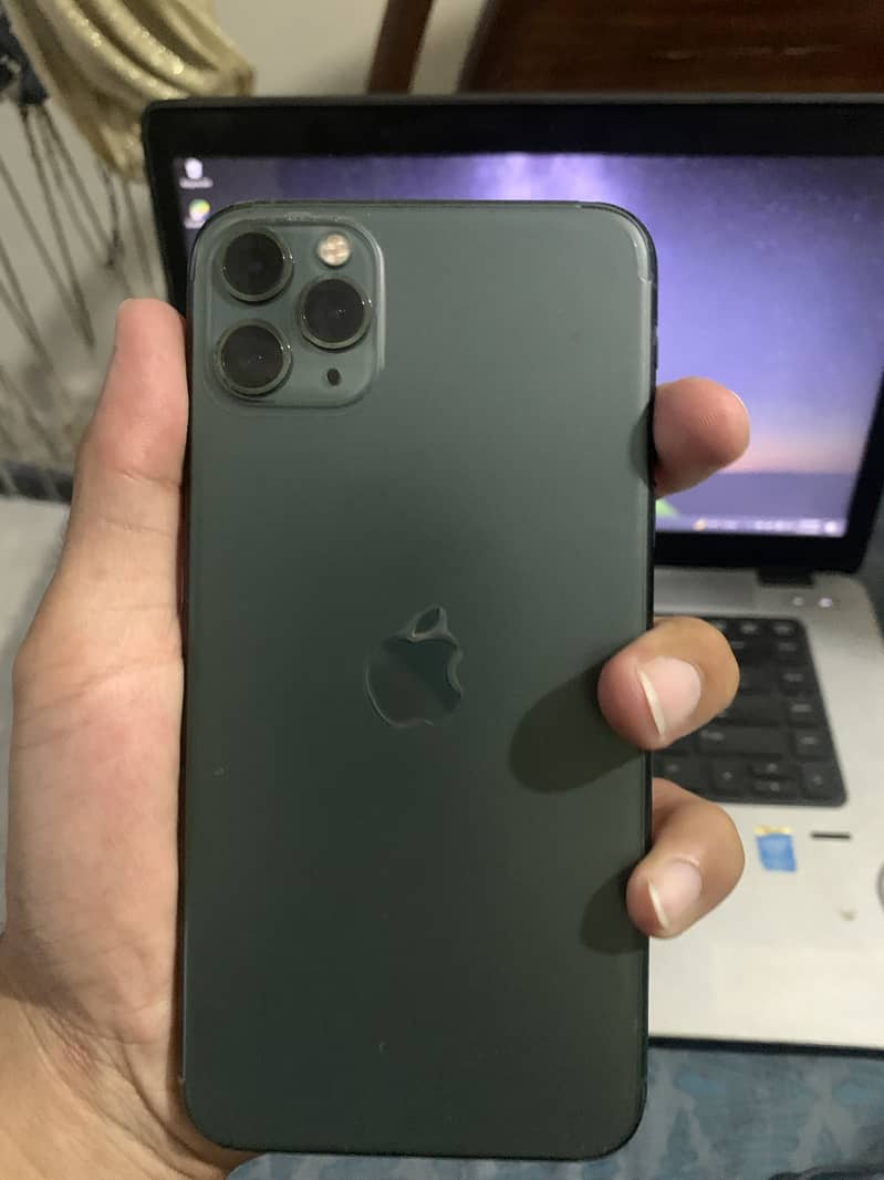 Apple iPhone 11 Pro Max 1