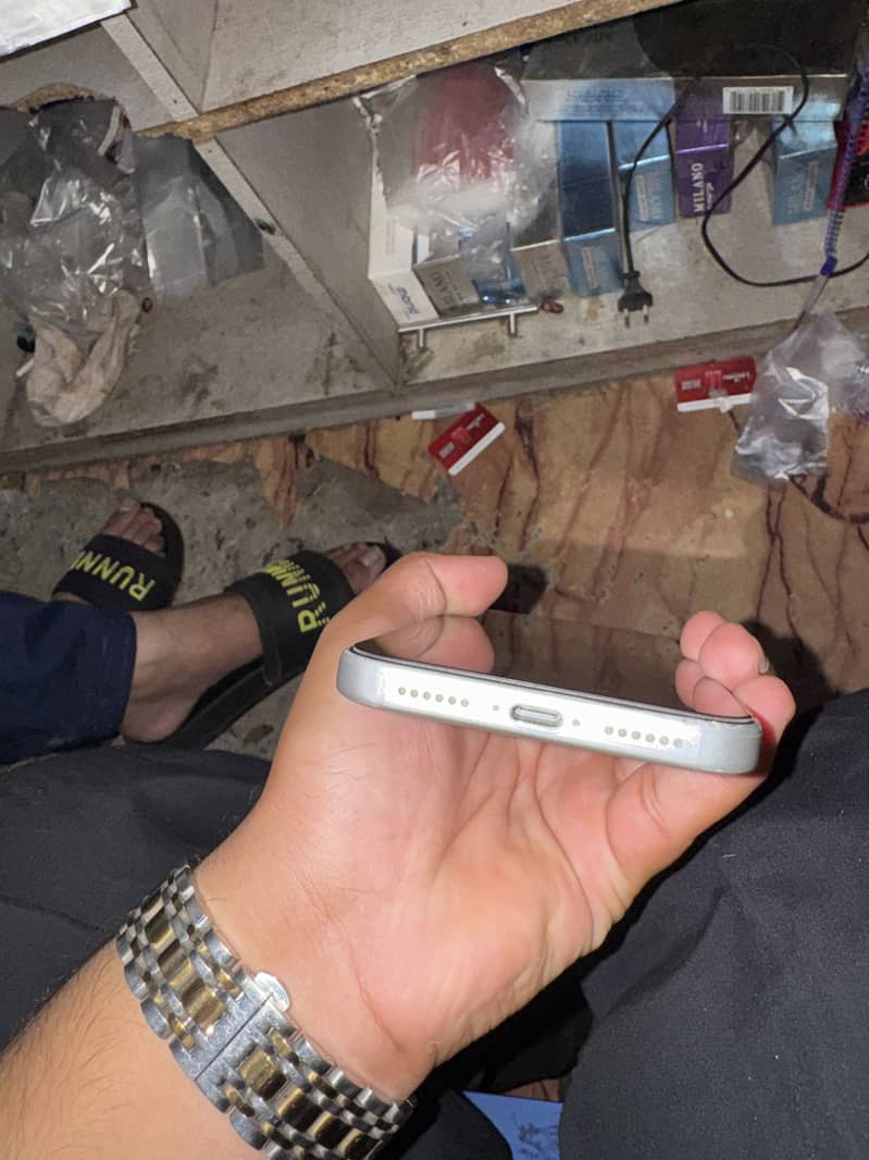 Apple iPhone 17 Pro Max 6