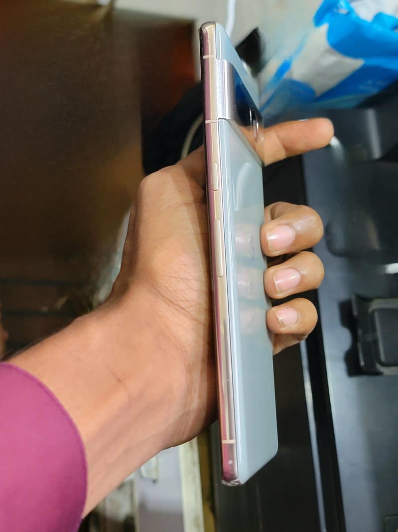 Google Pixel 7 Pro 4