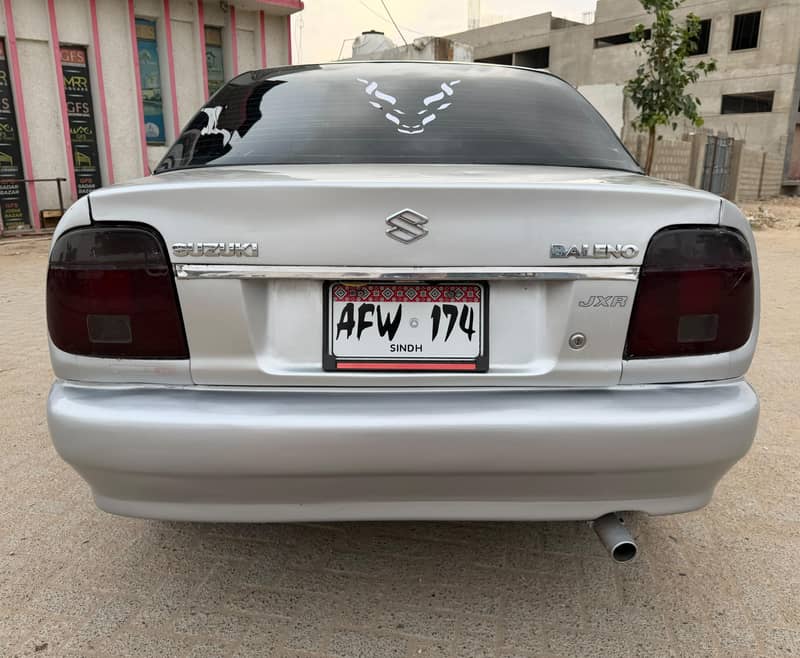 Suzuki Baleno 2004 5