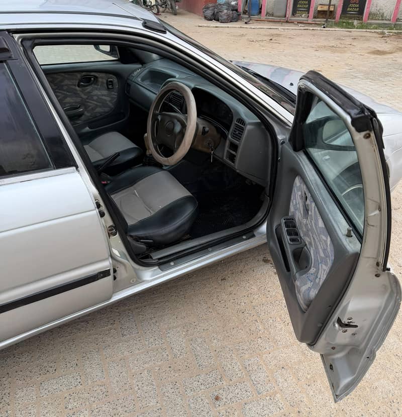 Suzuki Baleno 2004 9