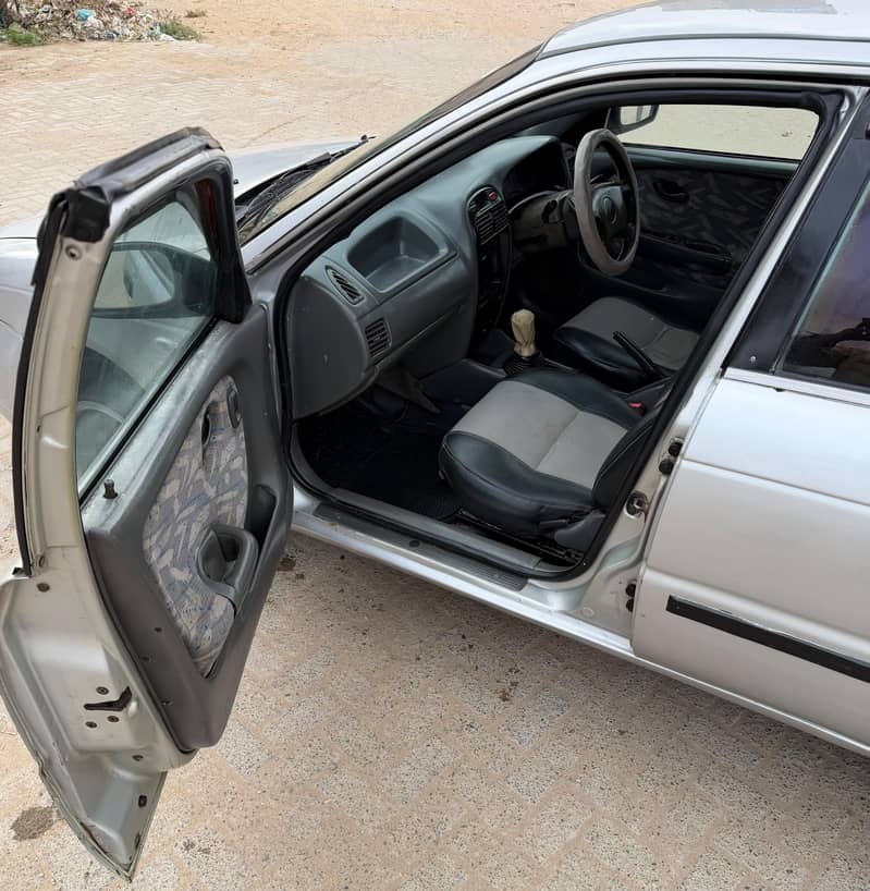 Suzuki Baleno 2004 10